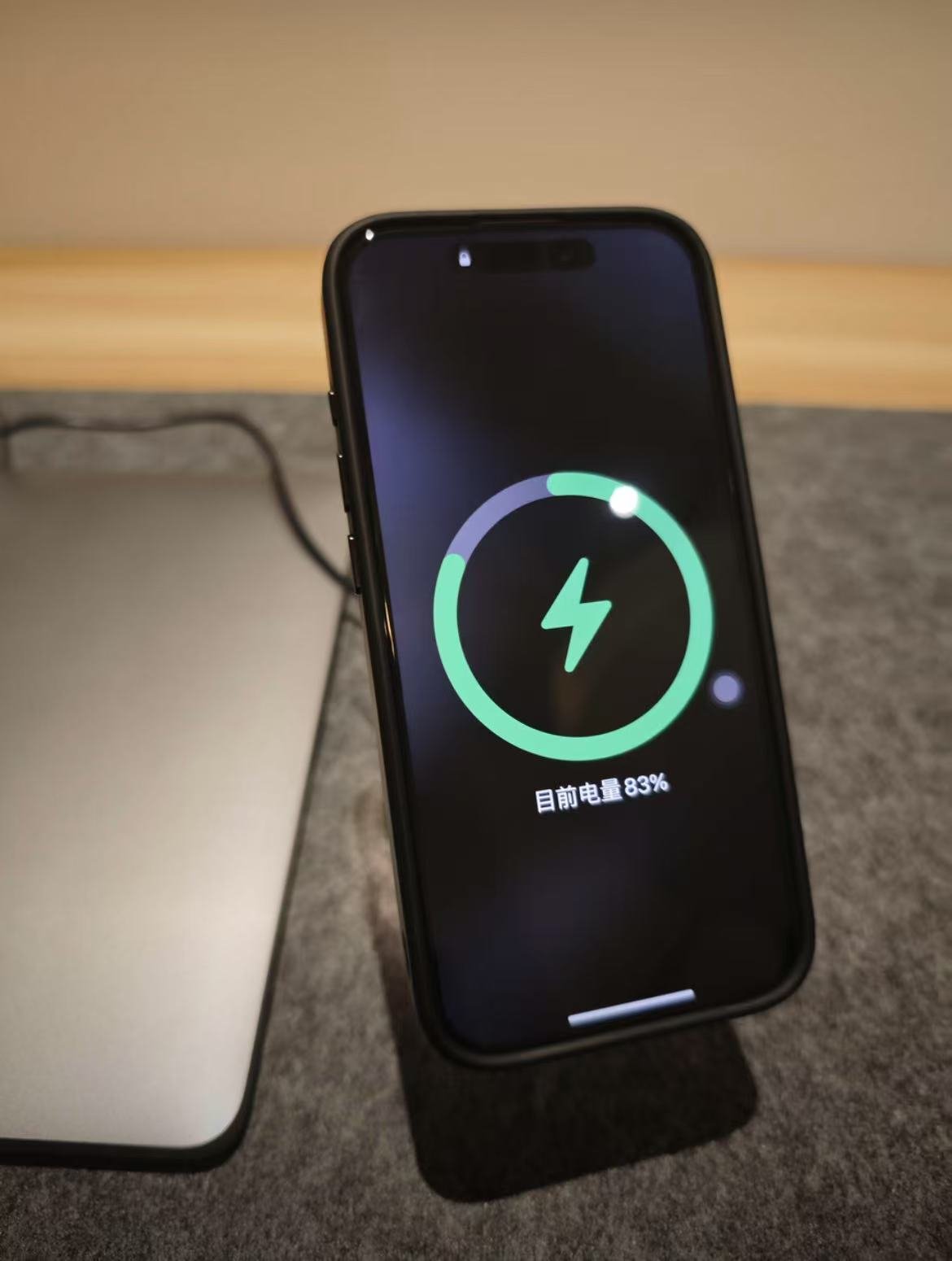 ollig·AreshQi2三合一磁吸無線充電器適用蘋果耳機床頭充電支架夜燈 - 图片 29